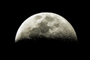 Horizontal moon